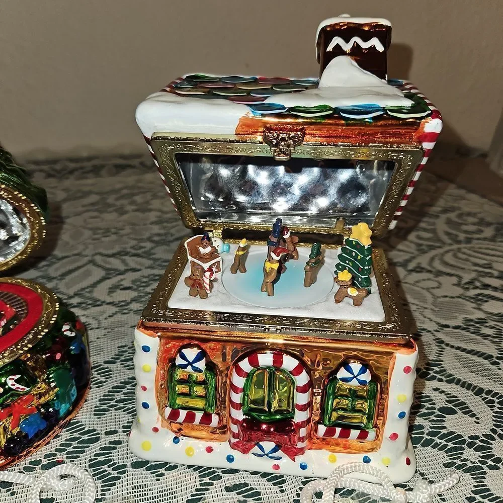 Set of 3 Mr. Christmas Animated Porcelain Hinged Trinket Music Boxes